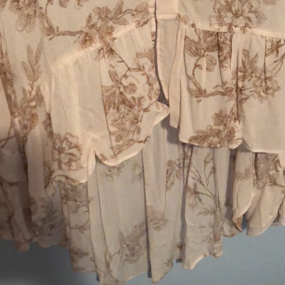 Lauren Conrad high low button down long sleeve top - Picture 5 of 5